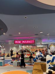 -奈尔宝家庭中心·亲子餐厅(北京东坝万达店)