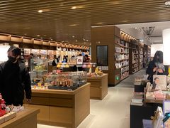 -茑屋书店(天目里店)
