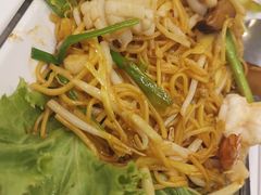 -光海鲜鱼翅餐厅(叻差拉披色路店)