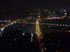 全季酒店(上清寺店)-全季酒店(重庆李子坝牛角沱地铁站店)