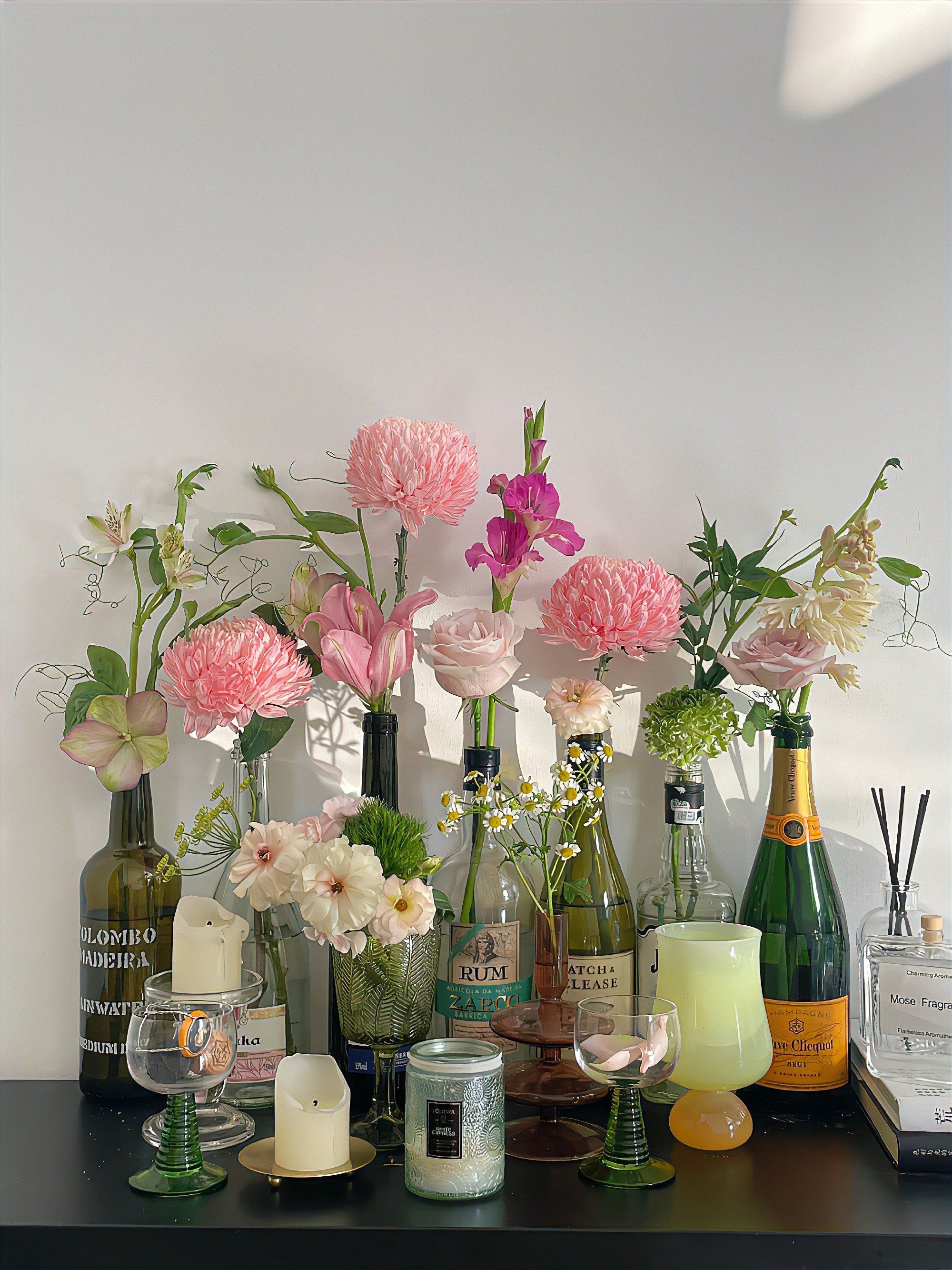 " 春天的酒瓶会开花 "