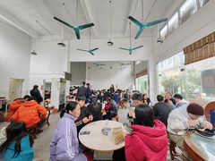 -容里煲仔饭(利丰北路店)