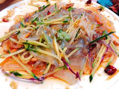 -关东小磨东北菜(上海长风大悦城店)