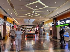 -鸿通城购物中心