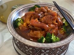 -东豪园林海鲜酒家(南港路辅路店)