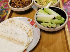 -闯关东东北农家菜(崂山石老人店)
