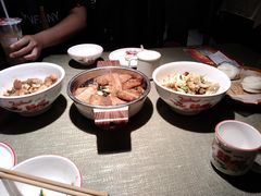 -老湖南民间菜·牛肉十八炒(花都店)
