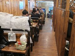 大堂-老东镇啤酒屋海鲜加工·蒸汽海鲜·海鲜烧烤(台东店)