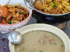 筒子骨藕汤-小民大排档(江汉路店)