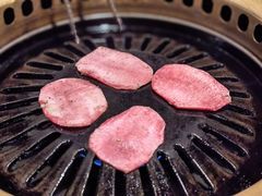 上等牛舌-炼火烤肉店