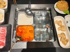 -海底捞火锅智慧餐厅(中骏世界城店)