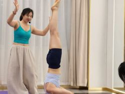 -亚太瑜伽普拉提学院