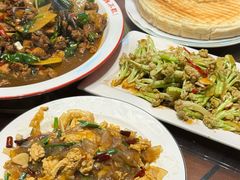 -鲁南仔·滕州炒鸡(经三路店)
