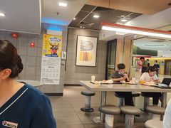 -麦当劳(国际大厦店)