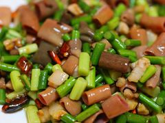 -超越海鲜屋(飞龙物业店)