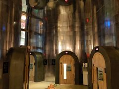 -涨巢·潮玩水疗局