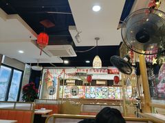 -尚品海鲜肥牛自助火锅(湖明店)