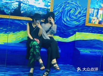 快去！观音桥的奇喵美术馆 