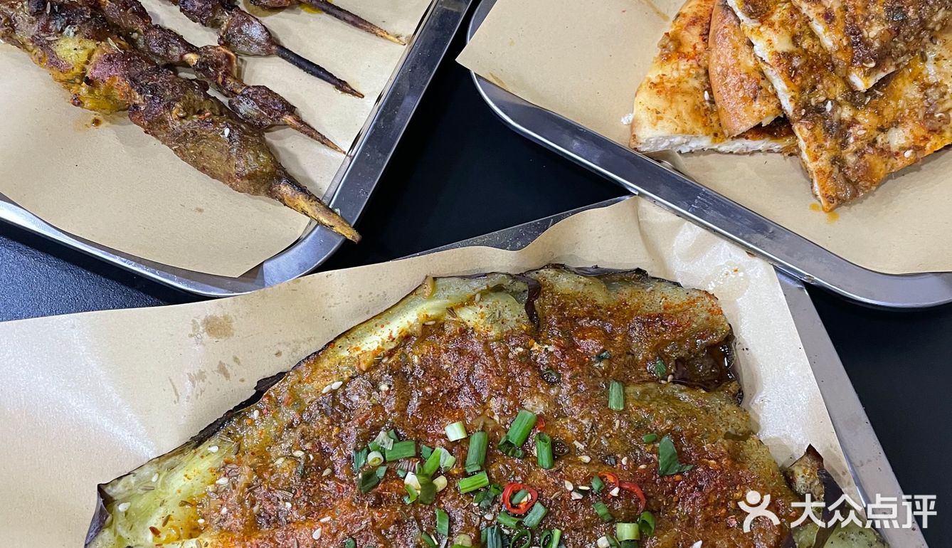 正宗新疆烧烤！听口音就是一股孜然味儿