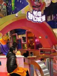 -太空学院儿童娱教乐园(中华广场店)