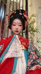 -汉仪华裳汉服馆(打浦桥店)