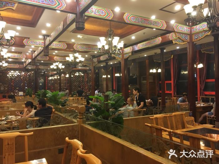 老码头火锅(骡马市店)大堂图片