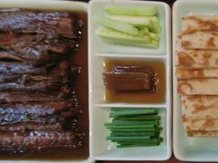 -京味斋·北京烤鸭(华威桥北工大店)