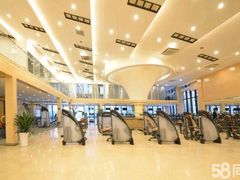 器械区-途睿健身游泳俱乐部(顶峰店)