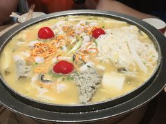 -山城外·非遗酸菜鱼(蜀都万达店)