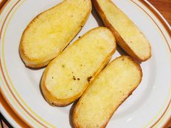 蒜香蜗牛配蒜香面包-萨莉亚意式餐厅(万嘉商业广场店)