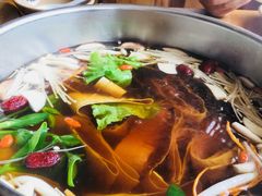 -滇海谣云南斑鱼养生火锅(北戴河旗舰店)