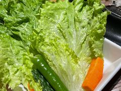 包肉叶生菜-小米烤肉-泥炉炭烤(常营店)
