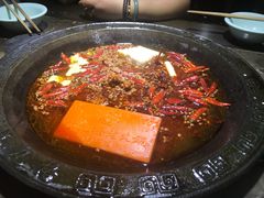 -红九格老火锅(三峡广场店)