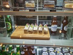 面包甜点陈列柜-织荆鸟咖啡(昌平店)