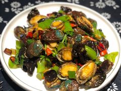 辣炒鲍鱼-旺角小渔村·海肠捞饭开创者(二马路店)