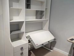 -康朴乐儿童学习桌椅(蓝色港湾店)