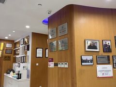 -雅悦齿科(顾村公园店)