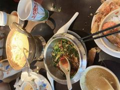 -大头虾越式风味餐厅(光明广场店)