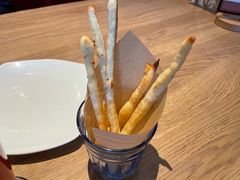 面包条-必胜客(欧亚卖场店)