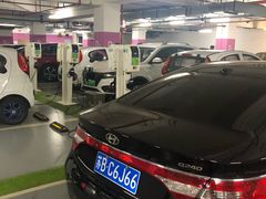 -龙湖虹桥天街-停车场