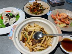 -佬太公海鸭·海鲜大排档(上海总店)