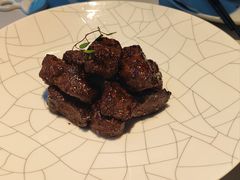 沪市牛肉粒-屋里厢上海菜馆