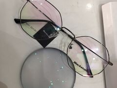 -诺柯视眼镜-蔡司依视路官方工厂店(淞南一店)