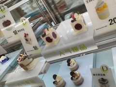 -顶东面包花园·生日蛋糕(香榭丽店)