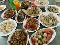 -四川小胡子海鲜(丁村万人海鲜广场店)