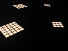 -南京眼步行桥