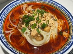 -禄鼎记·排队俩小时都要吃的酸菜鱼(石牌桥店)