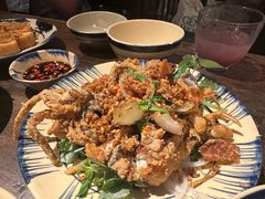 -Cuc Gach Quan Restaurant