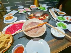 -怡品川宇火锅(宝立方店)