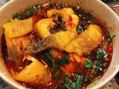 梭边鱼-肖肖酸萝卜鱼火锅(总店)